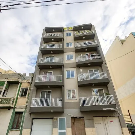 Διαμέρισμα Charming 2br With 2 Balconies In By 360 Estates