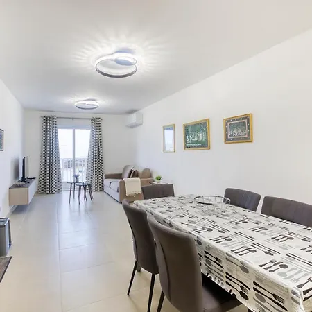 Charming 2br With 2 Balconies In By 360 Estates Apartment
